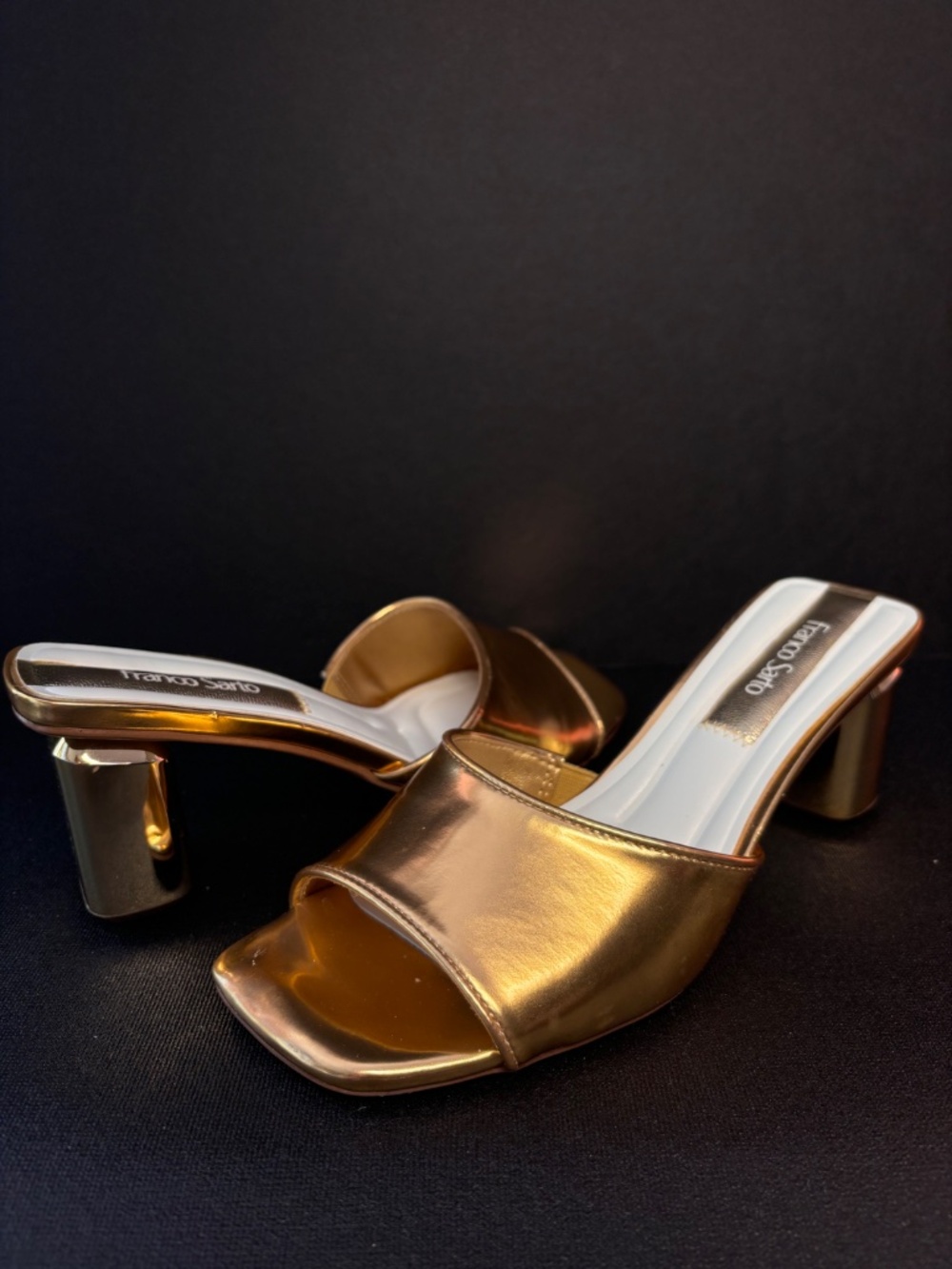 Franco Sarto NEW Gold Metallic Slide Sandals Block Heel Size 6M L-Linley